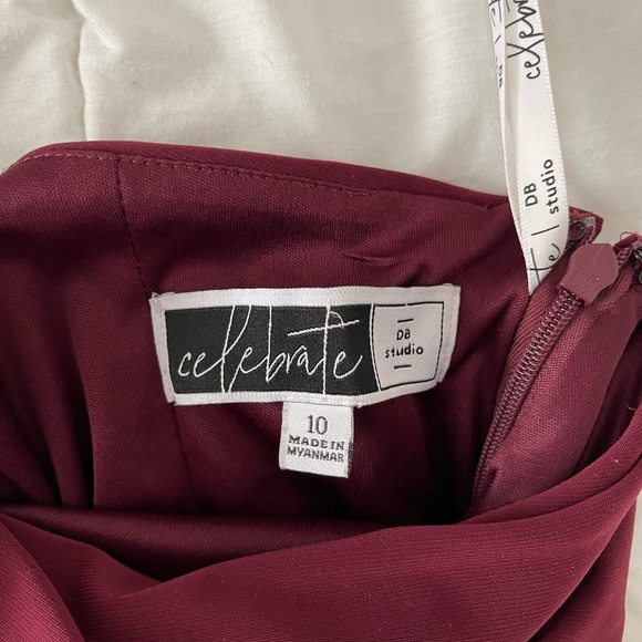 Dress - Picture 3 of 7